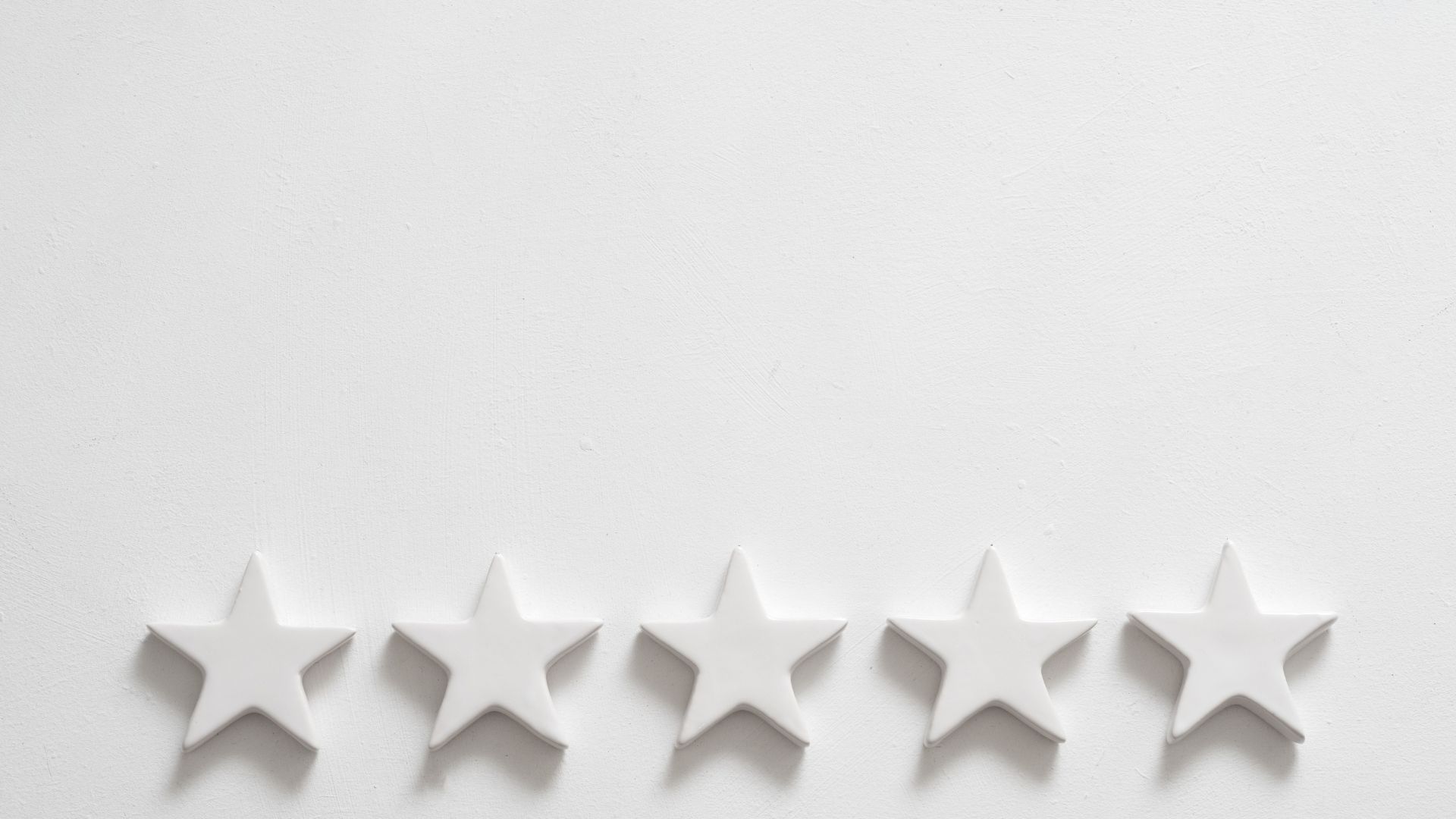 Descubra como a inteligência artificial e a moderação automática estão revolucionando as avaliações no Google e impactando seu negócio!