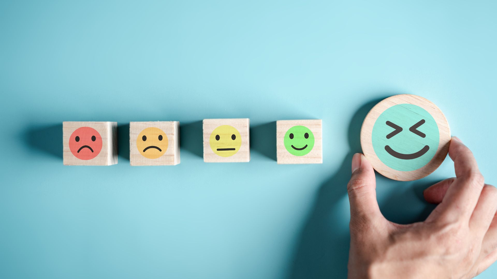 Descubra como as avaliações de cinco estrelas influenciam as decisões de compra e a confiança dos consumidores em produtos e serviços.